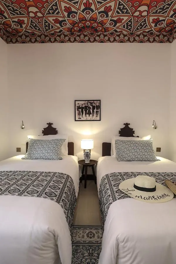 לינה וארוחת בוקר The Mansion Hoi An By Minova